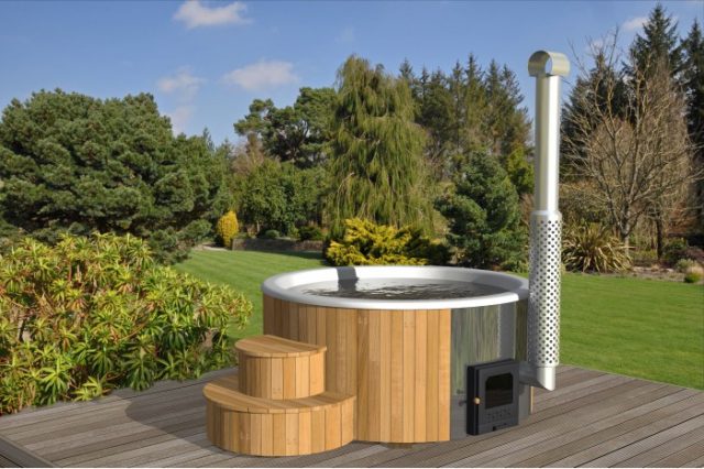 hot-tub-deluxe-drevena-kad