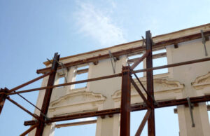 Rekonstrukce historických objektů i restaurátorské práce provádějte s odborníky